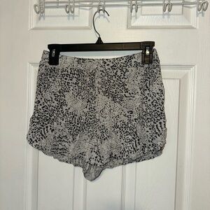 Express Leopard Print Women's Shorts